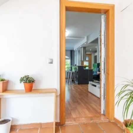 شقة Bright + Pool تورّيفيِخا