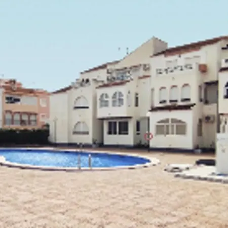 Apartment Bright + Pool Torrevieja