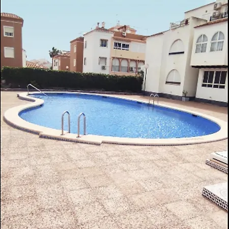 Apartment Bright + Pool *