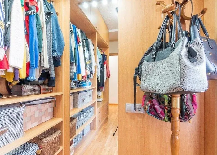 Apartment Bright + Pool Torrevieja